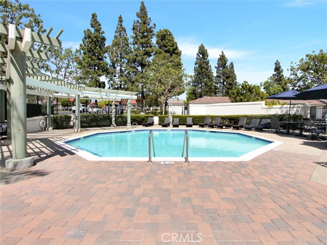 20472 Via Marwah, Yorba Linda CA: https://media.crmls.org/medias/cd697146-1524-4341-ba7d-b9d0feaed76b.jpg