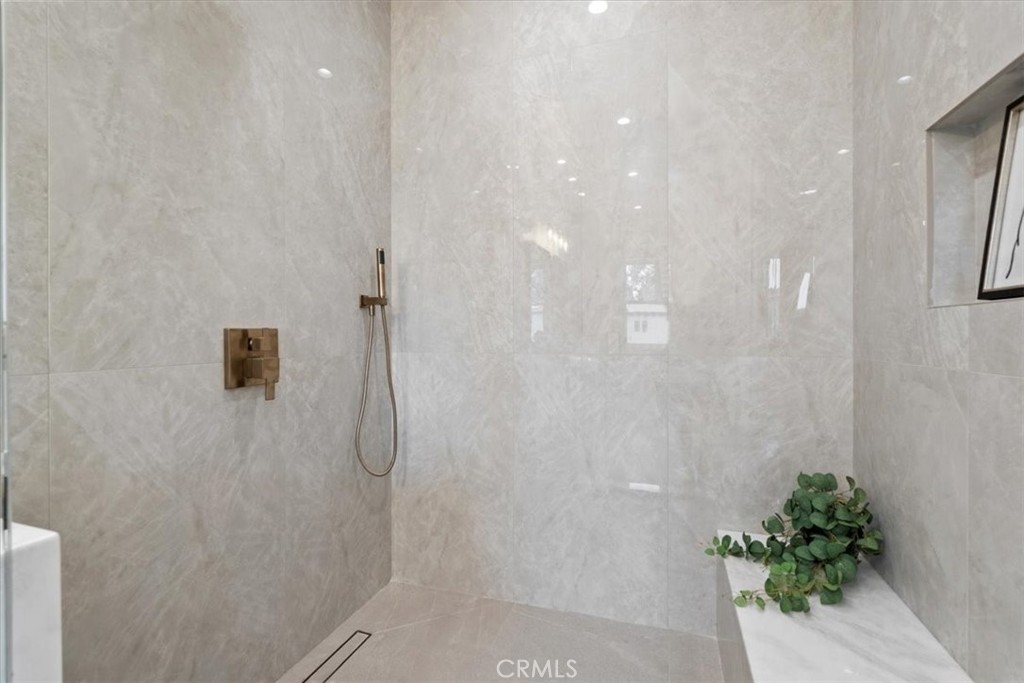 MLS #GD26152425 image #35