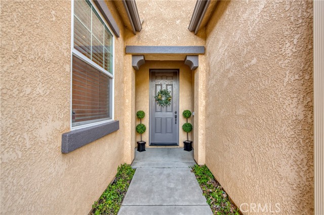Detail Gallery Image 8 of 35 For 1624 N Chesterfield Ln, Clovis,  CA 93619 - 4 Beds | 2/1 Baths