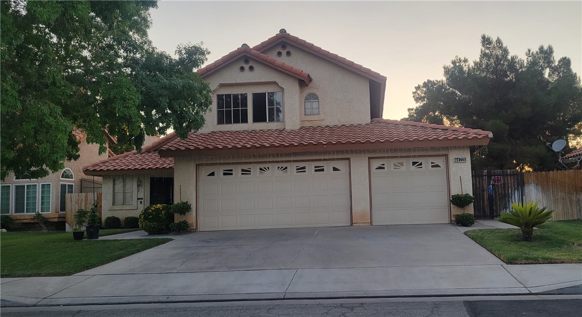 Detail Gallery Image 3 of 40 For 44221 N Balmuir Ave, Lancaster,  CA 93535 - 3 Beds | 2/1 Baths