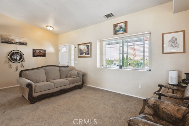 Detail Gallery Image 5 of 37 For 8865 7th St, Phelan,  CA 92392 - 3 Beds | 2 Baths