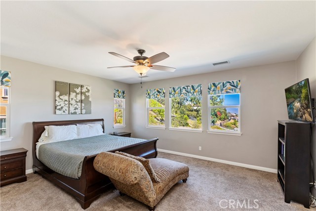 Detail Gallery Image 34 of 66 For 1431 Burnett Cir, Corona,  CA 92882 - 5 Beds | 3/1 Baths