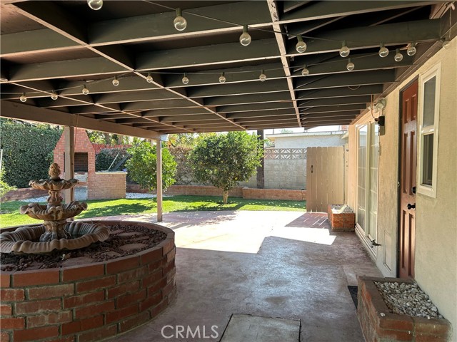 Detail Gallery Image 34 of 35 For 3681 Chateau Ct, Riverside,  CA 92505 - 3 Beds | 2 Baths