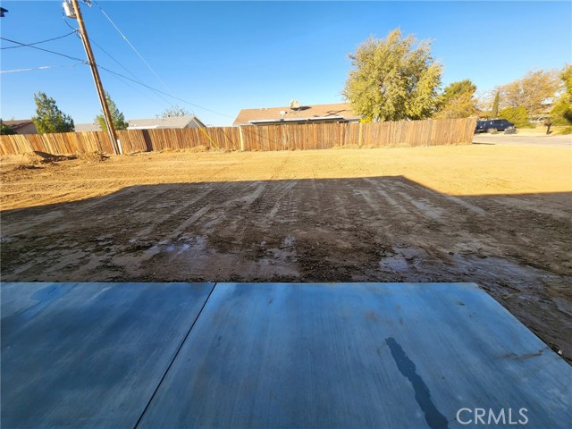 Detail Gallery Image 6 of 22 For 8649 Peach Ave, California City,  CA 93505 - 3 Beds | 2 Baths