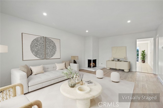 Detail Gallery Image 3 of 36 For 3131 Laurel Avenue #3,  Fullerton,  CA 92835 - 2 Beds | 2 Baths