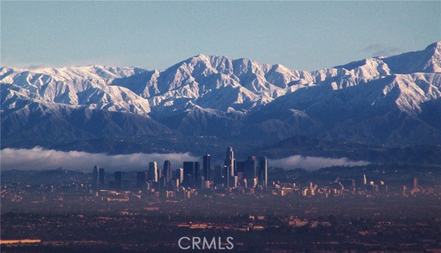 Snow-capped mountain view (zoomed-in)