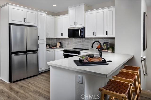 3949 E. KENYON PASEO, Ontario CA: https://media.crmls.org/medias/cd708082-b63d-45cd-85c2-0554aee0783e.jpg