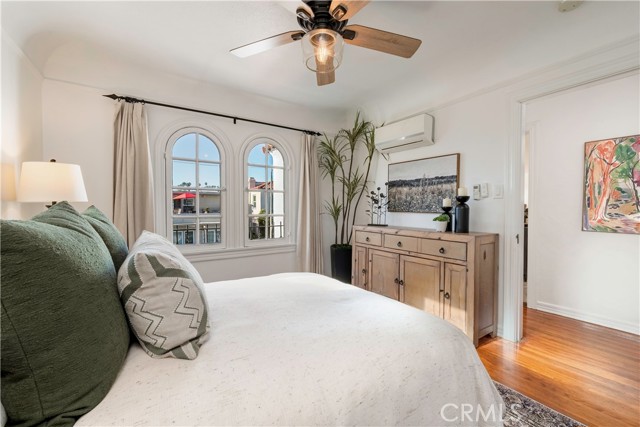 Detail Gallery Image 29 of 33 For 34 Ximeno Avenue, Long Beach,  CA 90803 - 4 Beds | 1/1 Baths