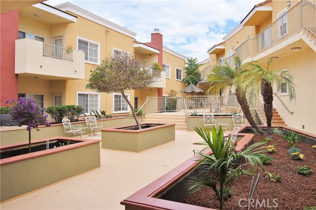 Detail Gallery Image 3 of 24 For 1215 E San Antonio Dr, Long Beach,  CA 90807 - 2 Beds | 2 Baths
