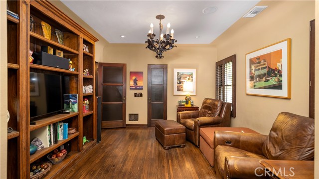 Detail Gallery Image 40 of 70 For 2510 N Park Bld, Santa Ana,  CA 92706 - 4 Beds | 2/1 Baths