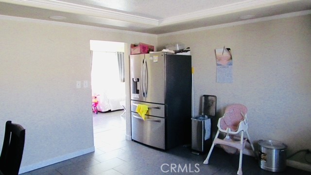 https://media.crmls.org/medias/cd725bfa-faac-4cb9-8b0f-a0c39785d842.jpg?preset=X-Large