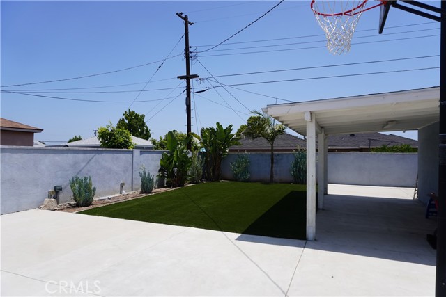 13906 S Kalsman Avenue, Compton CA: https://media.crmls.org/medias/cd7327a7-455d-4796-b422-9ee693eaf867.jpg