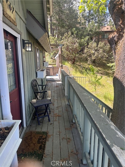 1286 Aleutian Drive, Lake Arrowhead CA: https://media.crmls.org/medias/cd73454d-726e-4d01-bcfd-efb6f61d8777.jpg