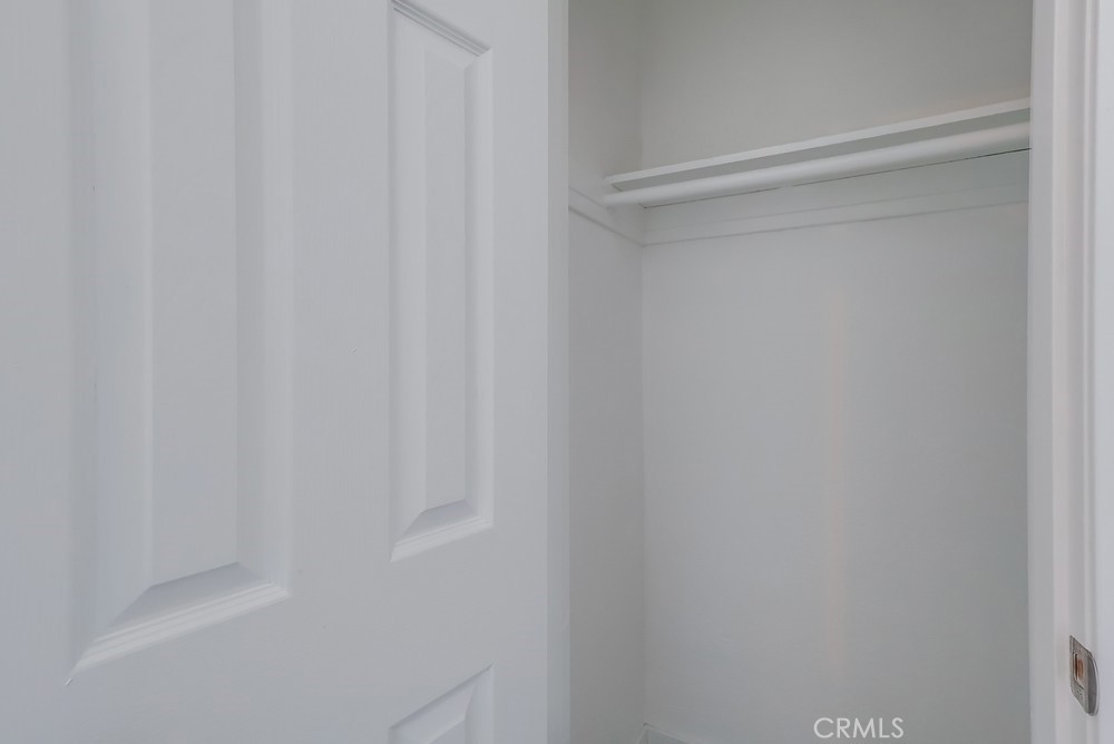 https://media.crmls.org/medias/cd744d4d-5f63-4dbc-b5b8-7a3558e6fe58.jpg?preset=X-Large