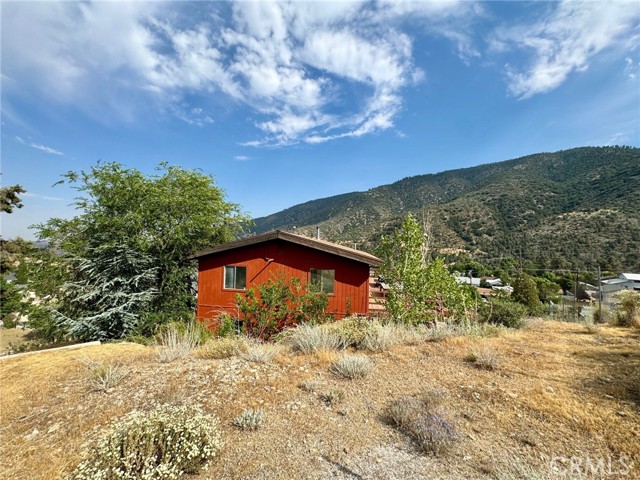 Detail Gallery Image 5 of 25 For 4301 Mt Pinos Way, Frazier Park,  CA 93225 - 4 Beds | 2 Baths