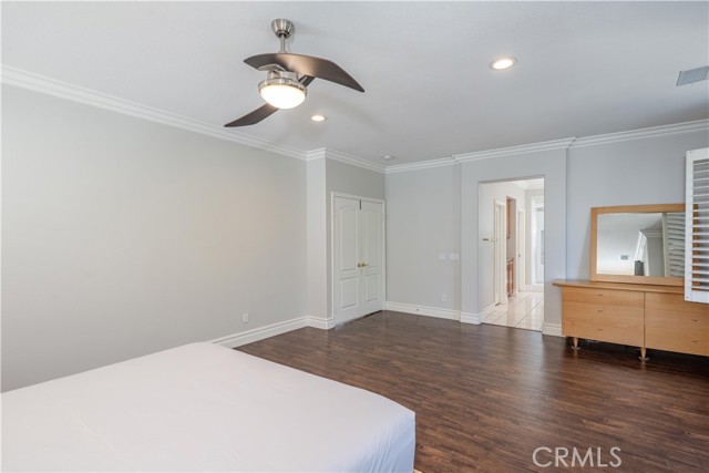 Detail Gallery Image 32 of 70 For 18571 Amalia, Huntington Beach,  CA 92648 - 5 Beds | 4/1 Baths