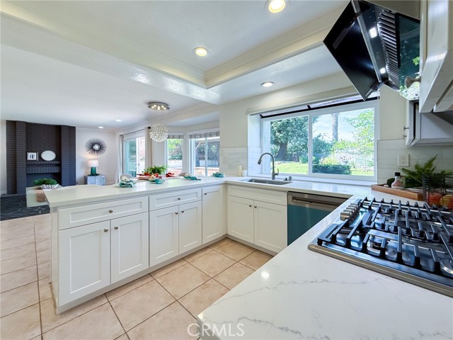 Detail Gallery Image 29 of 67 For 3517 Hawkwood, Diamond Bar,  CA 91765 - 6 Beds | 5 Baths