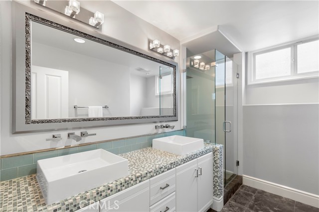 Detail Gallery Image 28 of 46 For 440 Mendoza, Corona Del Mar,  CA 92625 - 4 Beds | 3/1 Baths