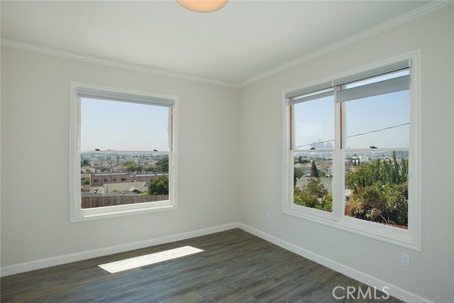 Detail Gallery Image 8 of 19 For 3014 Minnesota St, Los Angeles,  CA 90031 - 4 Beds | 2 Baths