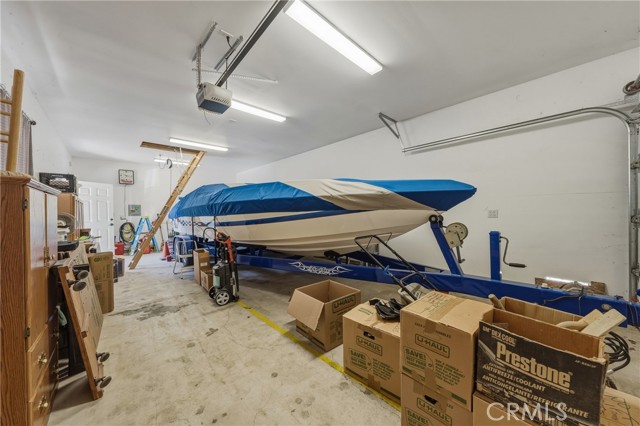 3790 Lakeshore Boulevard, Lakeport CA: https://media.crmls.org/medias/cd774b28-913a-41e5-8ab9-342aefe65f2a.jpg