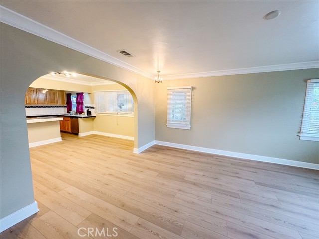 Detail Gallery Image 2 of 25 For 1933 Claudina Ave, Los Angeles,  CA 90016 - 2 Beds | 1 Baths