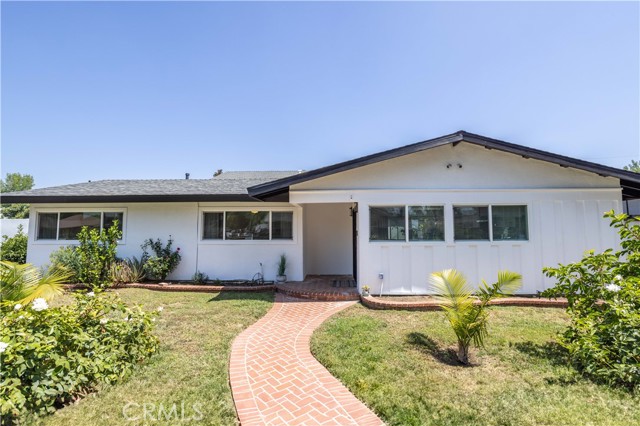 Detail Gallery Image 7 of 53 For 20133 Superior St, Chatsworth,  CA 91311 - 4 Beds | 3 Baths