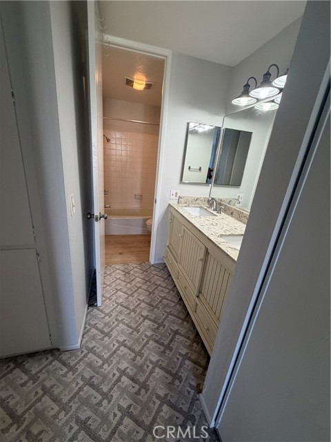 Detail Gallery Image 17 of 46 For 999 N Pacific St #C211,  Oceanside,  CA 92054 - 1 Beds | 1 Baths