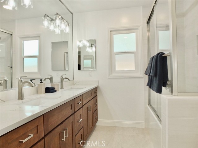 Detail Gallery Image 32 of 46 For 6531 E Espanita St, Long Beach,  CA 90815 - 3 Beds | 2 Baths