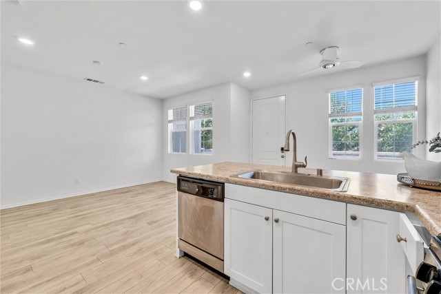 Detail Gallery Image 8 of 33 For 30362 Skytown Way, Menifee,  CA 92584 - 2 Beds | 2/1 Baths