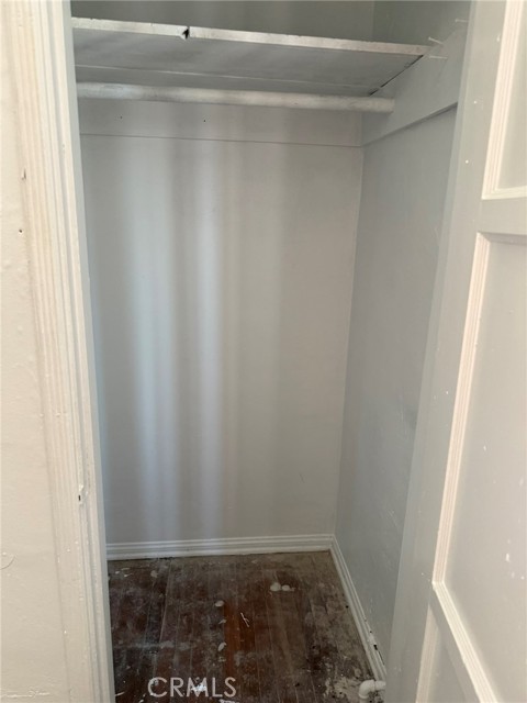 1229 E 89th Street, Los Angeles CA: https://media.crmls.org/medias/cd7930d6-bdee-4cb5-86fd-d6a03e5b01d7.jpg