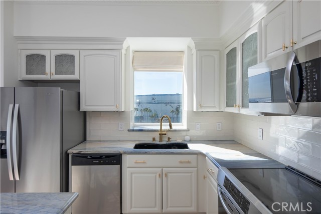 Detail Gallery Image 6 of 51 For 388 E Ocean #703,  Long Beach,  CA 90802 - 2 Beds | 2 Baths