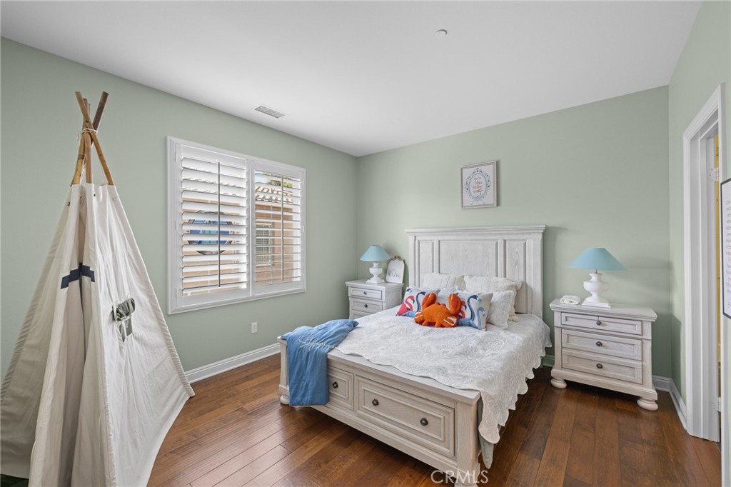 MLS #OC25183394 img 27