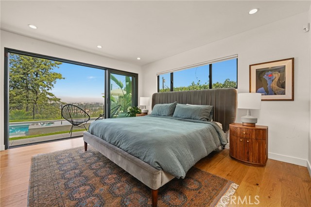 Detail Gallery Image 16 of 24 For 3627 Willowcrest Ave, Studio City,  CA 91604 - 3 Beds | 3 Baths