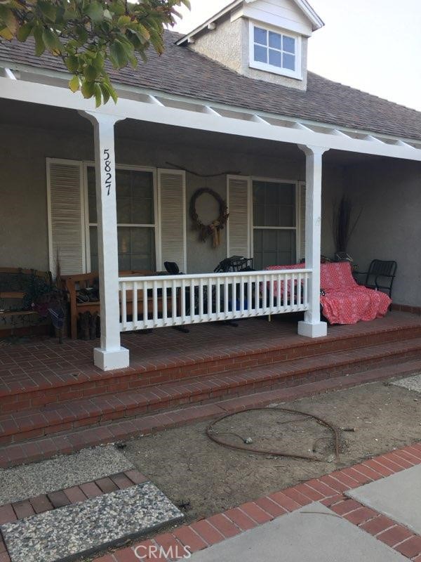 Detail Gallery Image 3 of 19 For 5827 Corbin Ave, Tarzana,  CA 91356 - 3 Beds | 2 Baths