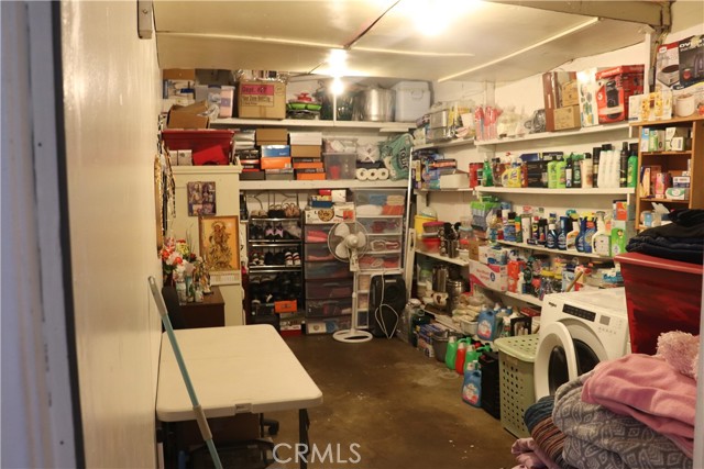 1971 7th, Riverside CA: https://media.crmls.org/medias/cd7d0f30-e1db-4fcf-a4f5-4ef95a8755eb.jpg