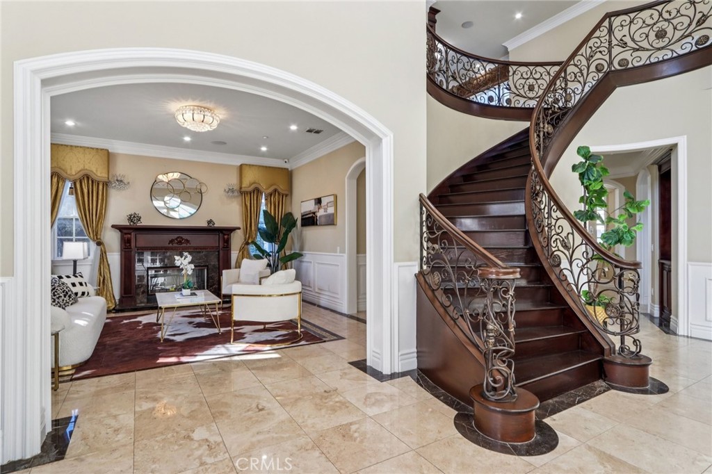 MLS #WS25261103 image #7