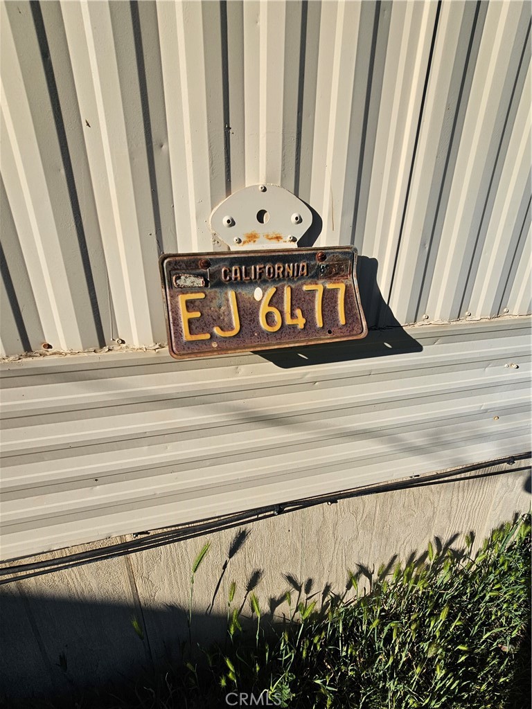 https://media.crmls.org/medias/cd7e67be-4c60-4acd-8fd8-9f1ddb5b633c.jpg?preset=X-Large