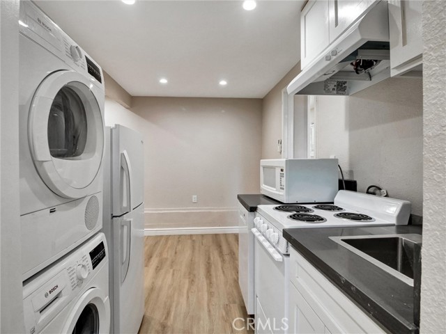 Detail Gallery Image 7 of 36 For 985 1/2 Dexter St, Los Angeles,  CA 90042 - 0 Beds | 1 Baths