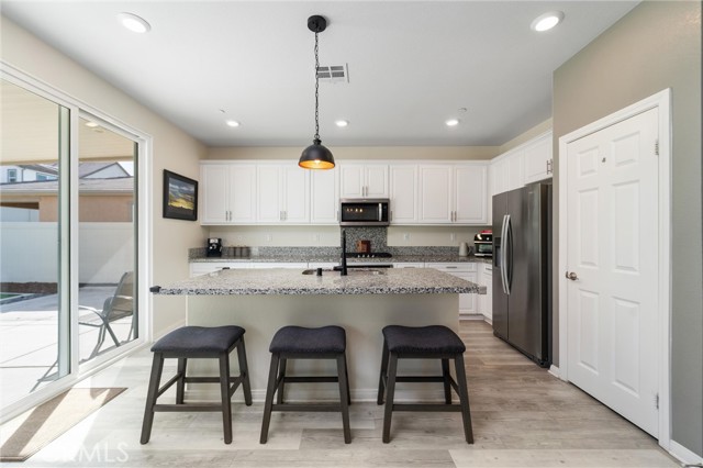 Detail Gallery Image 11 of 55 For 30543 Silky Lupine, Murrieta,  CA 92563 - 5 Beds | 3 Baths