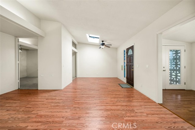 13350 St. Andrews Drive, Seal Beach CA: https://media.crmls.org/medias/cd7fc3d3-93a0-45d3-b54e-8c6c9c4ca092.jpg