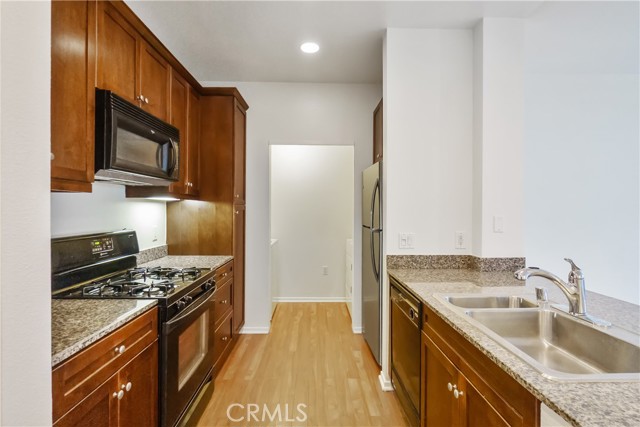 Detail Gallery Image 3 of 32 For 1329 Scholarship, Irvine,  CA 92612 - 2 Beds | 2 Baths