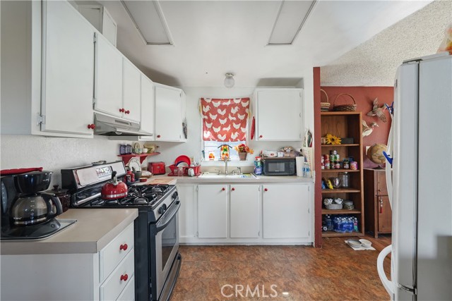 Detail Gallery Image 11 of 39 For 6135 Hubbard Rd, Acton,  CA 93510 - 2 Beds | 2 Baths