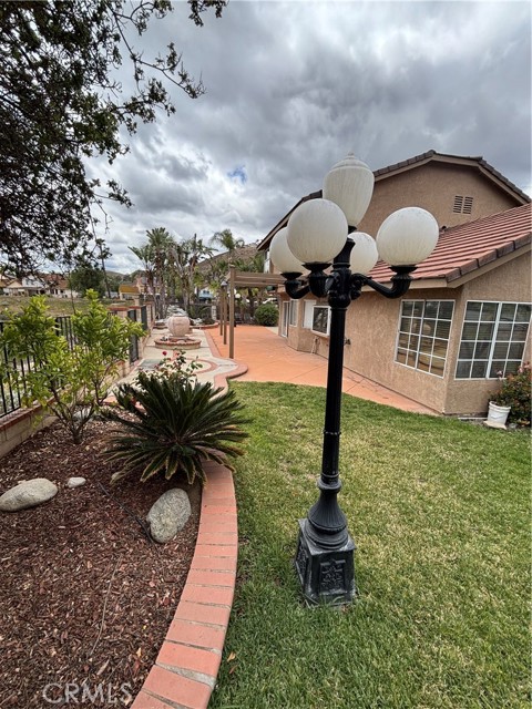 17092 Whispering Brook Way, Riverside CA: https://media.crmls.org/medias/cd81c8c0-4d8b-4131-8f2f-a9c921df722b.jpg