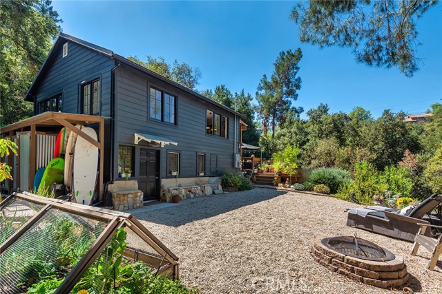 Detail Gallery Image 1 of 51 For 4208 Elzevir Rd, Woodland Hills,  CA 91364 - 1 Beds | 1 Baths