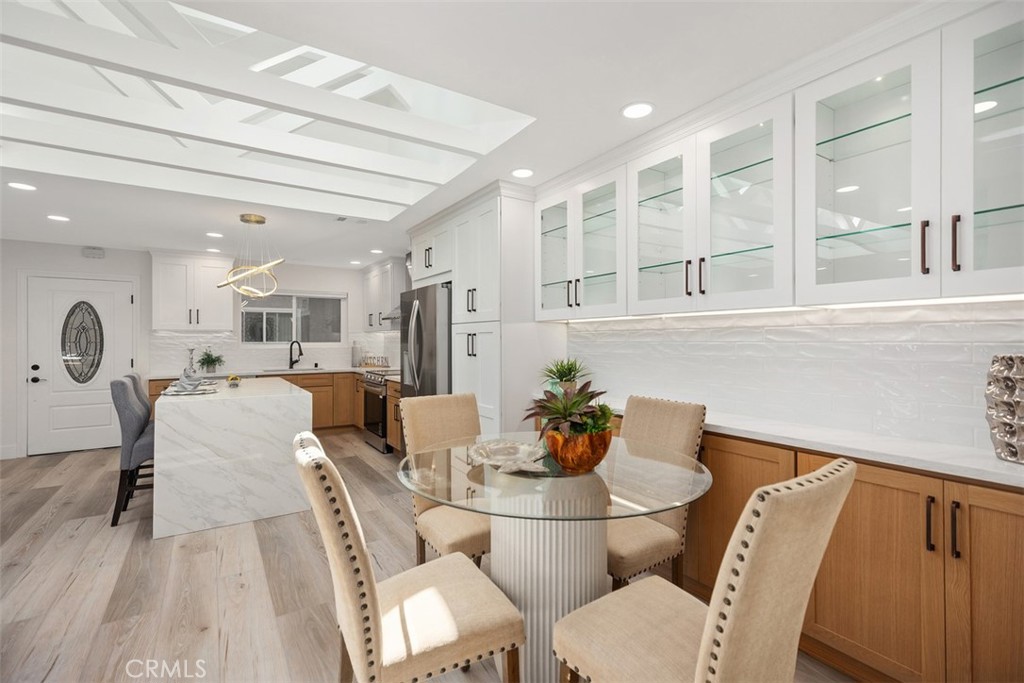 MLS #OC25166462 image #17