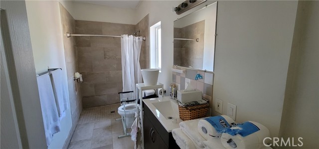 Detail Gallery Image 42 of 50 For 8335 Sparton Ave, Panorama City,  CA 91402 - 7 Beds | 6 Baths