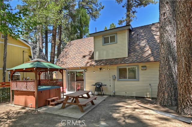 Detail Gallery Image 27 of 36 For 42759 Peregrine Ave, Big Bear Lake,  CA 92315 - 3 Beds | 2 Baths