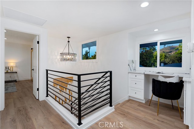 Detail Gallery Image 23 of 39 For 1061 Colby Cir, Thousand Oaks,  CA 91362 - 4 Beds | 3 Baths
