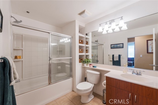 1801 E Katella Avenue, Anaheim CA: https://media.crmls.org/medias/cd84b062-2c0c-467d-b9e8-ce128f2ae549.jpg