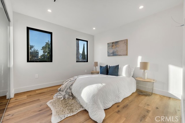 Detail Gallery Image 17 of 27 For 651 N Wilton Pl, Los Angeles,  CA 90004 - 2 Beds | 2 Baths